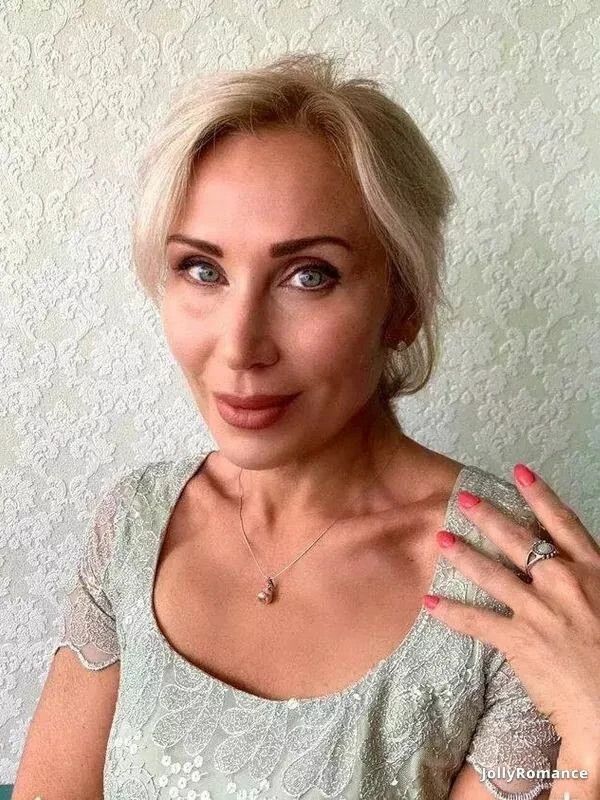 Sabrina Profile image 2