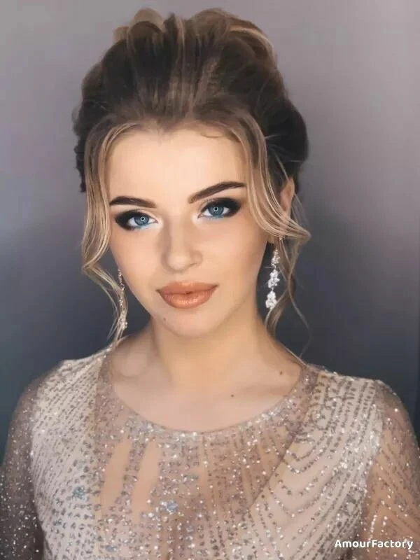 Victoria Profile image 2
